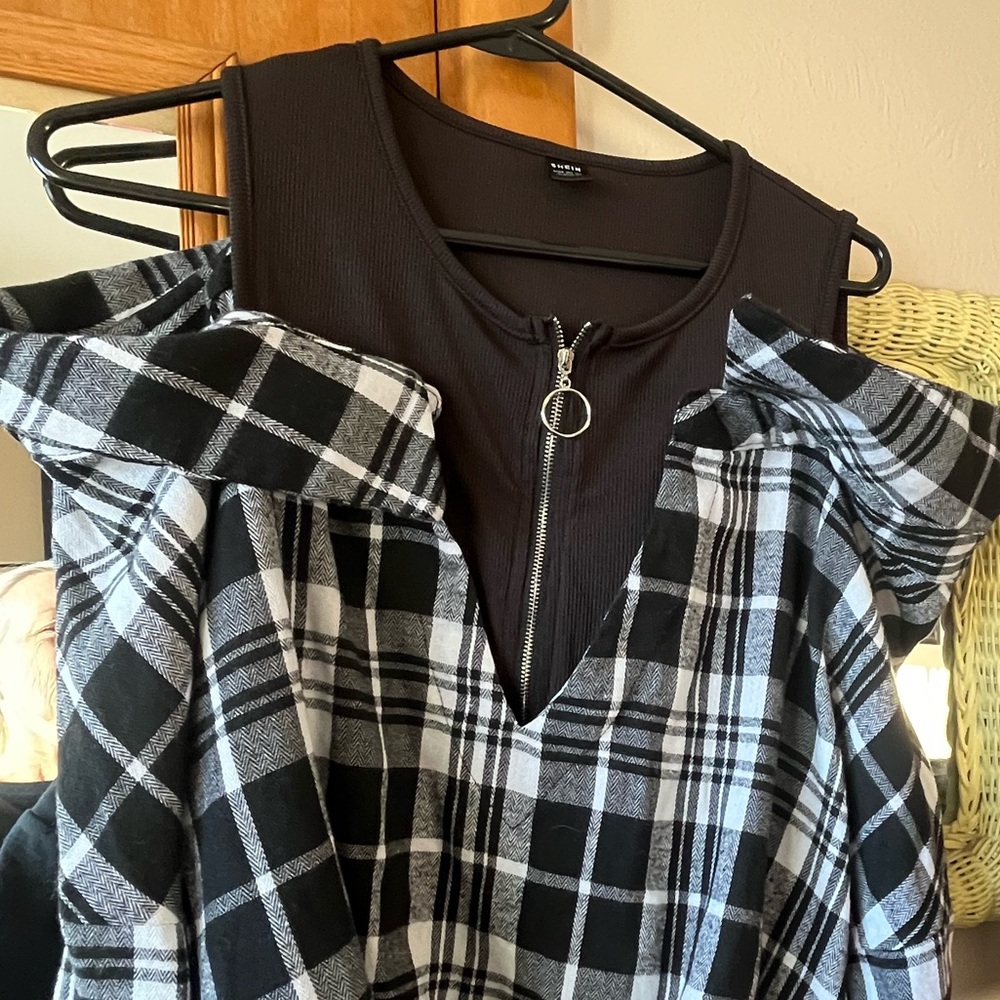 Flannel zip up top